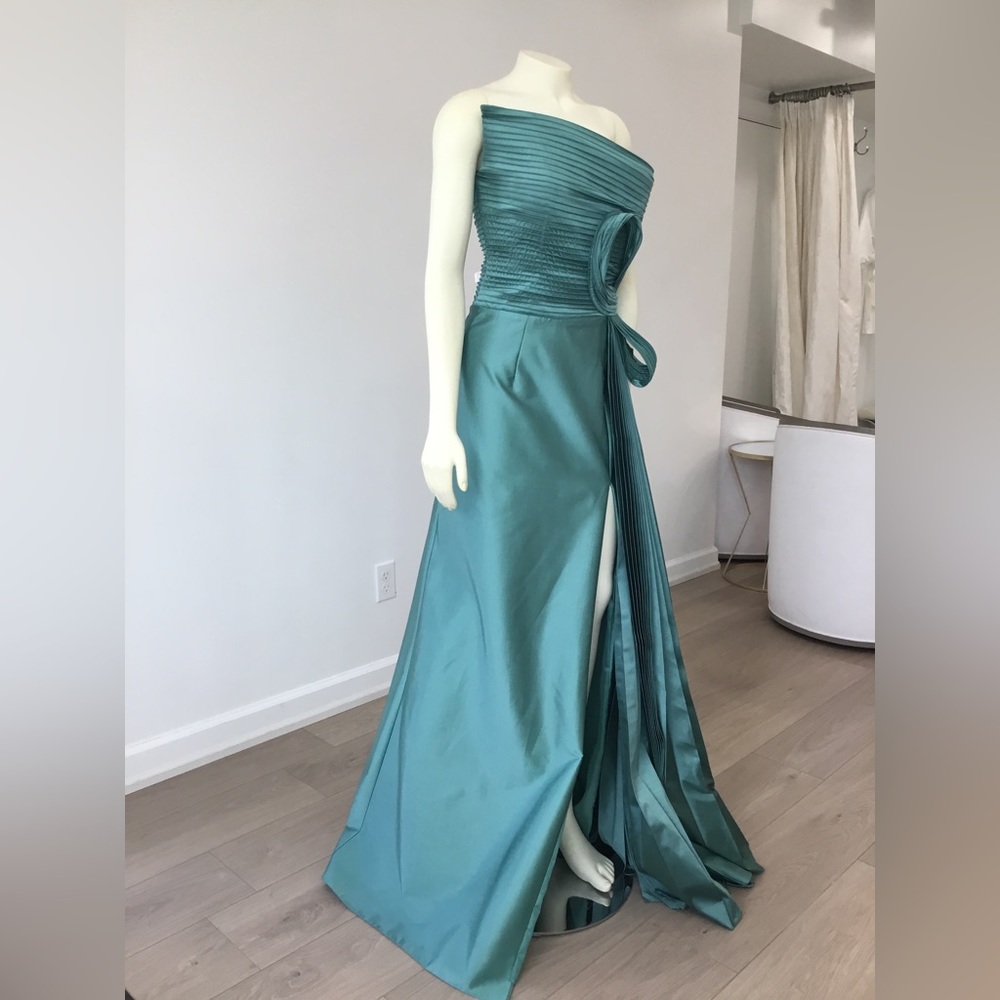 SAMPLE SALE! Tarik Ediz: 98300